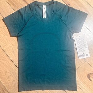 Lululemon size 2 swiftly tech race length green jasper